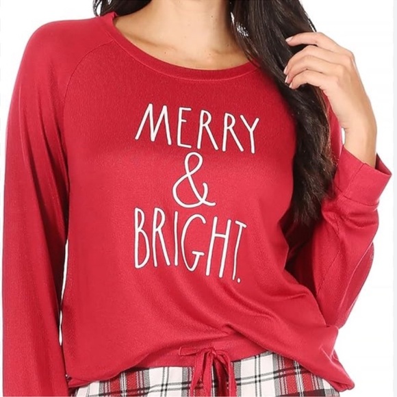 Rae Dunn / Merry & Bright / Christmas / Pajama /  Long Sleeve /  Sleepwear / Top - Picture 1 of 9